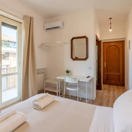 - Pigneto ゲストハウス 4*